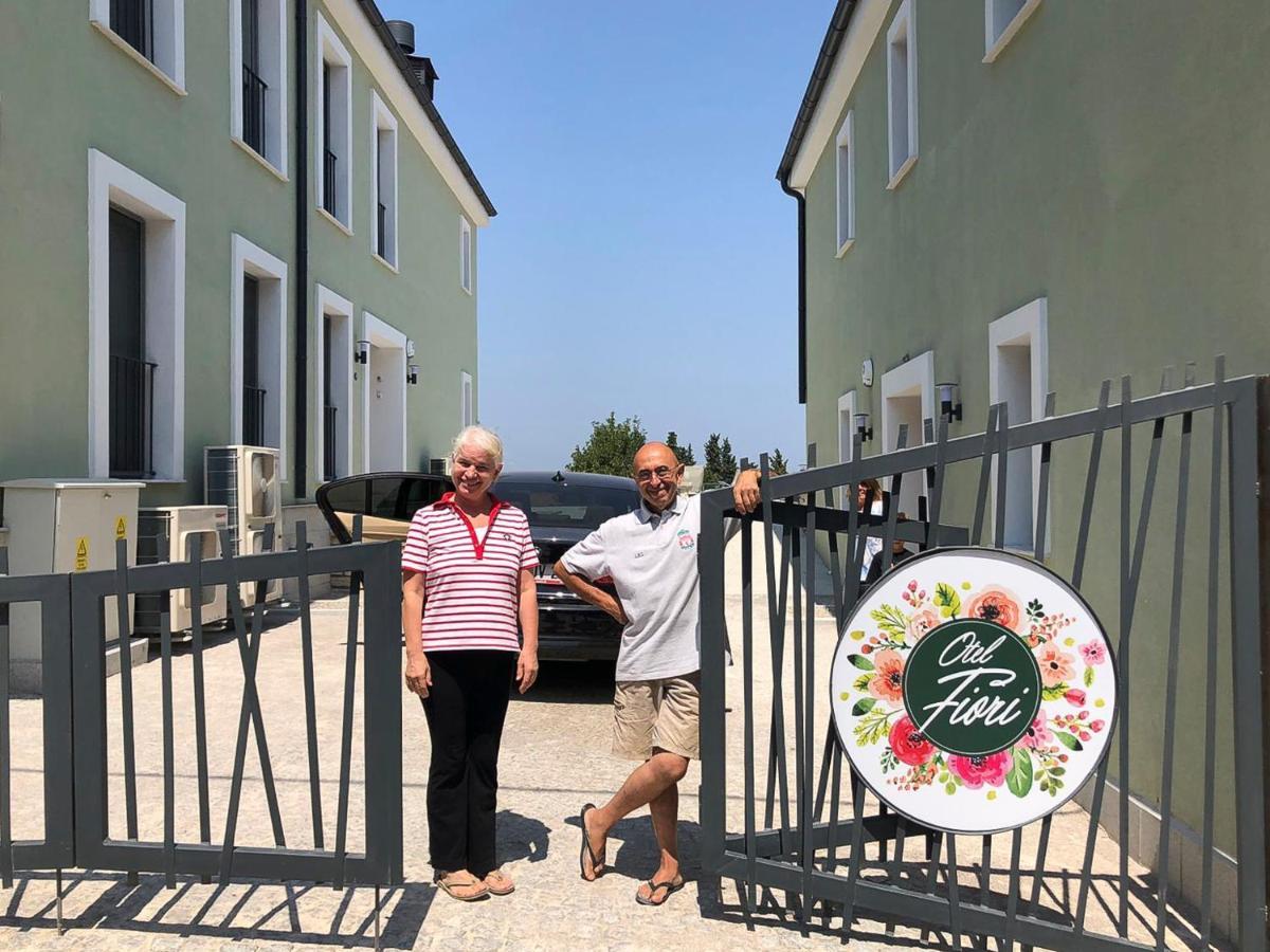 Otel Fiori- Urla İzmir Buitenkant foto